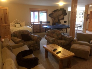 Stunning Mountainside Weekend Getaway on Private Lake near Denver, Colorado - Silverthorne, Colorado - glamping.directory