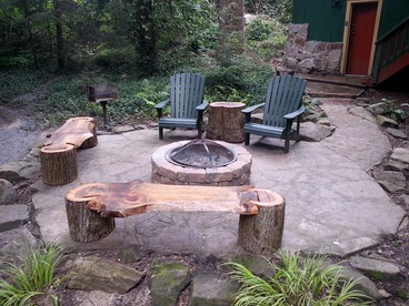 Historic Mountain Cottage Rental with Classic and Modern Features in Somerset, Pennsylvania - Somerset, Pennsylvania - glamping.directory