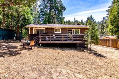 Charming Vacation Rental near Idyllwild, California - glamping.directory