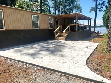 Spacious Modern Cabin on Toledo Bend Lake with Gorgeous Deck and Patio for an Amazing Family Getaway in Hemphill, Texas - glamping.directory