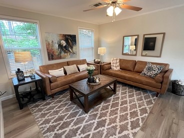 Spacious Modern Cabin on Toledo Bend Lake with Gorgeous Deck and Patio for an Amazing Family Getaway in Hemphill, Texas - Hemphill, Texas - glamping.directory