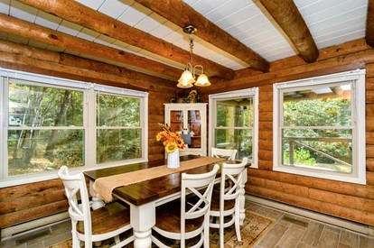 Secluded Log Cabin Rental with Private Hot Tub near Asheville, North Carolina - Hendersonville, North Carolina - glamping.directory