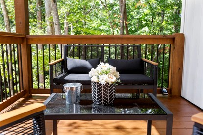 Stylish Lakehouse with Black-and-White Modern Design near Lake Hartwell, Clemson SC - Westminster, South Carolina - glamping.directory