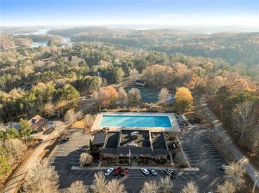 Stylish Lakehouse with Black-and-White Modern Design near Lake Hartwell, Clemson SC - Westminster, South Carolina - glamping.directory