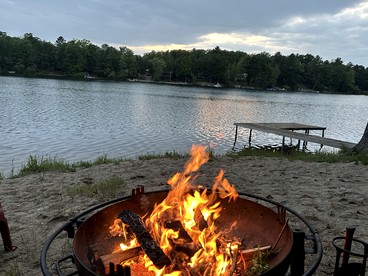 Charming Lakefront Cabin with Hot Tub and Beach Access near Traverse City, Michigan - Traverse City, Michigan - glamping.directory
