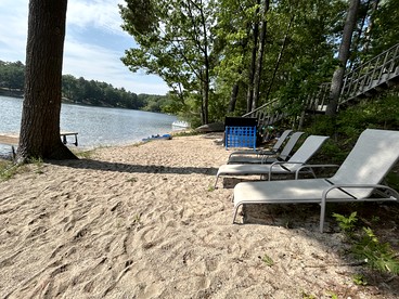 Charming Lakefront Cabin with Hot Tub and Beach Access near Traverse City, Michigan - Traverse City, Michigan - glamping.directory
