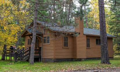 Spacious Getaway Series Houseboat with Water Slide & Penthouse Deck Near Babbitt, Minnesota - Babbitt, Minnesota - glamping.directory