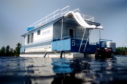 Spacious Getaway Series Houseboat with Water Slide & Penthouse Deck Near Babbitt, Minnesota - Babbitt, Minnesota - glamping.directory