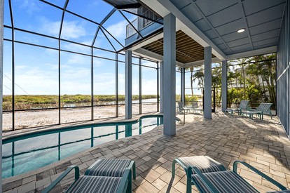 Outstanding Beach House with Swimming Pool and Great Views in Fort Myers Beach, Florida - Fort Myers Beach, Florida - glamping.directory