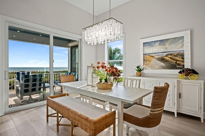 Outstanding Beach House with Swimming Pool and Great Views in Fort Myers Beach, Florida - Fort Myers Beach, Florida - glamping.directory
