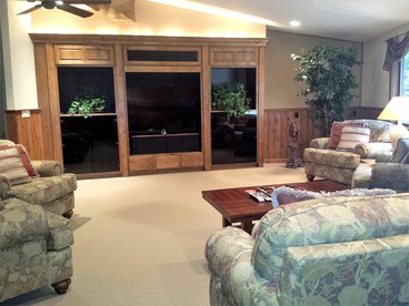 Amazing Mountainside Vacation Rental with Private Hot Springs in Hamilton, Montana - Hamilton, Montana - glamping.directory
