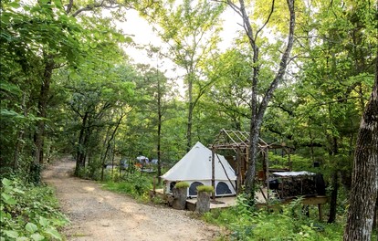 Cozy Bell Tent Retreat with Oak Bar Deck near Nature Trails, Honey Grove, TX - Honey Grove, Texas - glamping.directory