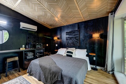 Romantic Woodland Cabin Hideaway Near the Lake in Scenic Texas Countryside - Alvord, Texas - glamping.directory