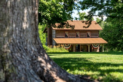 Enchanting Vacation Rental on Working Alpaca Farm near Kokomo, Indiana - Flora, Indiana - glamping.directory