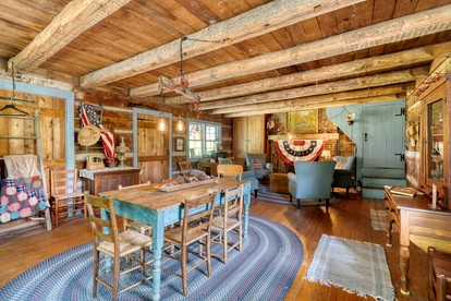 Enchanting Vacation Rental on Working Alpaca Farm near Kokomo, Indiana - Flora, Indiana - glamping.directory