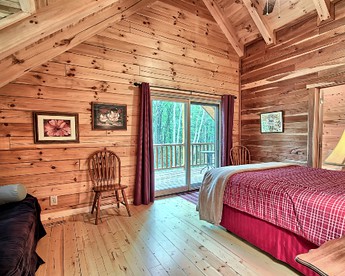 Luxuriously Equipped Lodge for Groups in Logan, Ohio - Logan, Ohio - glamping.directory