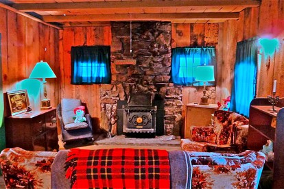 Secluded Cabin Rental Surrounded by Meadows in Big Bear City, California - Big Bear City, California - glamping.directory
