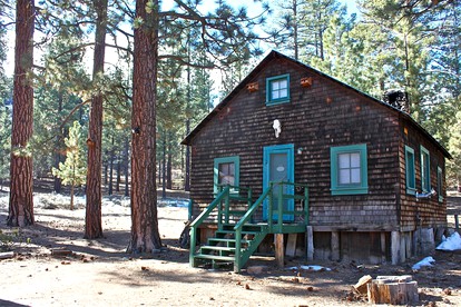 Secluded Cabin Rental Surrounded by Meadows in Big Bear City, California - glamping.directory