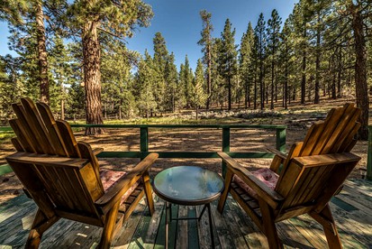 Secluded Cabin Rental Surrounded by Meadows in Big Bear City, California - Big Bear City, California - glamping.directory