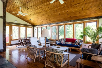 Secluded Cottage Rental with a Fireplace in Greenville, New York - Greenville, New York - glamping.directory