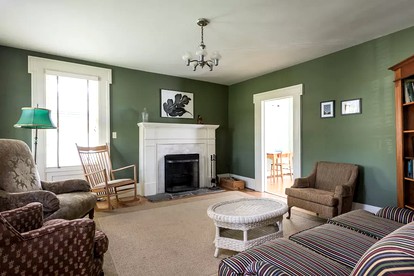 Secluded Cottage Rental with a Fireplace in Greenville, New York - Greenville, New York - glamping.directory