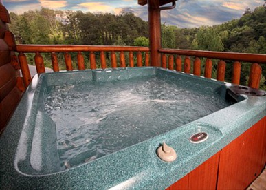 Lovely Family Log Cabin with a Game Room near Gatlinburg, Tennessee - Pigeon Forge, Tennessee - glamping.directory