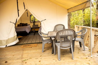 Comfortable Safari Tent Incredible to Reconnect with Nature in Brasstown, North Carolina - Brasstown, North Carolina - glamping.directory