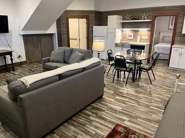 Cozy Studio Suite Rental for a Relaxing Escape in Ellwood, Pennsylvania - Ellwood, Pennsylvania - glamping.directory