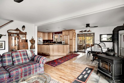 Awesome Wooden Cabin with Fire Pit in Great Cacapon, West Virginia - Great Cacapon, West Virginia - glamping.directory