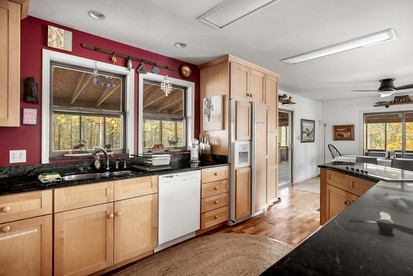 Awesome Wooden Cabin with Fire Pit in Great Cacapon, West Virginia - Great Cacapon, West Virginia - glamping.directory