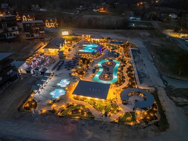 Brand-New Luxury Cabin with Indoor Heated Pool & Arcade, Near Dollywood in Sevierville, Tennessee - Sevierville, Tennessee - glamping.directory