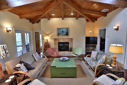Waterfront Getaway with Private Dock on King's Bay in Crystal River, Florida - Crystal River, Florida - glamping.directory