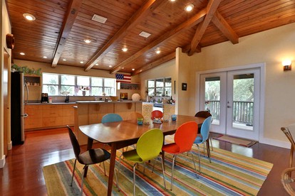 Waterfront Getaway with Private Dock on King's Bay in Crystal River, Florida - Crystal River, Florida - glamping.directory