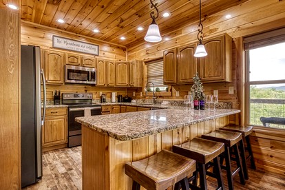 Spacious Mountain Cabin Retreat with Theater, Hot Tub & Fire Pit in Sevierville, Tennessee - Sevierville, Tennessee - glamping.directory