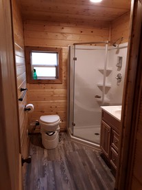 Cute Off-Grid Glamping Cabin Rental in Idaho for Relaxing Nature Getaways - Plummer, Idaho - glamping.directory