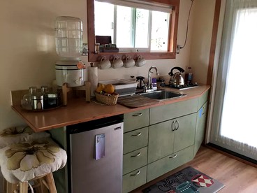 Amazing Eco-Friendly Cabin for Two near Volcano National Park, Hawaii - Volcano, Hawaii - glamping.directory