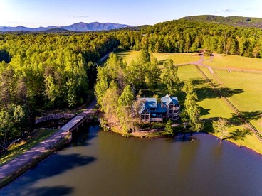 Lakefront Log Elegance: True Cabin with Hot Tub and Sauna Amidst Mountain Views - Gilmer County, Georgia - glamping.directory
