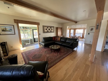 Charming Villa Ideal for Hiking in Pacific Grove, California -  Pacific Grove, California - glamping.directory