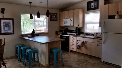 Spacious Guest Cottage Nestled near Sleeping Ute Mountain in Cortez, Colorado - Cortez, Colorado - glamping.directory