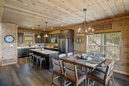 Unwind in this Luxury Glamping Cabin in Sevierville, Tennessee - Sevierville, Tennessee - glamping.directory