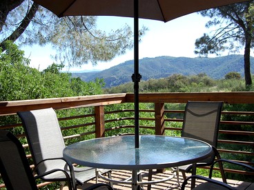 Eco-Friendly Cottage Accommodation for Six near Yosemite in California - Midpines, California - glamping.directory
