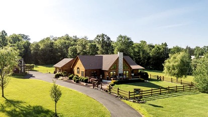 Luxurious Log Cabin with Game Room & Fireplace near Princeton in New Hope, Pennsylvania - glamping.directory
