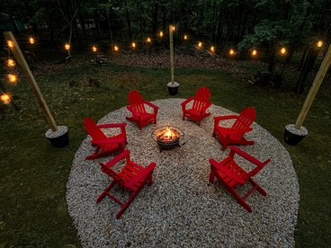 Cute Secluded Cabin with Fire Pit in Hedgesville, West Virginia - Hedgesville, West Virginia - glamping.directory