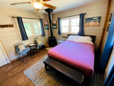 Lakeside Retreat for You and Your Pet: Santa Ysabel Glamping - Santa Ysabel, California - glamping.directory