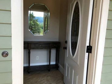 Secluded and Historic 1890s Cottage near the Blue Ridge Mountains, North Carolina - Franklin, North Carolina - glamping.directory