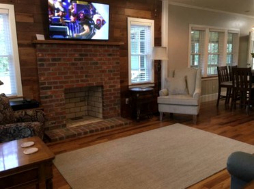 Secluded and Historic 1890s Cottage near the Blue Ridge Mountains, North Carolina - Franklin, North Carolina - glamping.directory