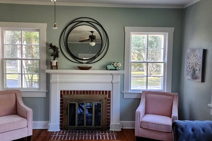 Picturesque Cottage with Pond Views Great for Family Getaways in Georgia - Midway, Georgia - glamping.directory