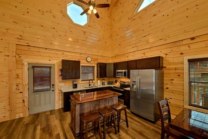 Family Cabin with Indoor Pool, Hot-Tub and Pool Table in Tennessee - Pigeon Forge, Tennessee - glamping.directory