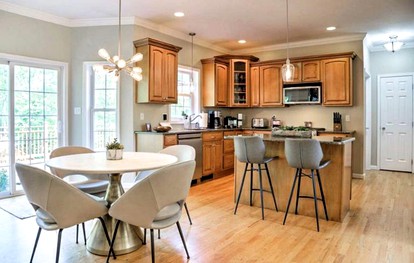 Charming Cottage Rental near Sterling Forest State Park in New York - Monroe, New York - glamping.directory