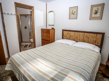 Mountain Air Cabin in Big Bear Lake, CA - Big Bear Lake, California - glamping.directory